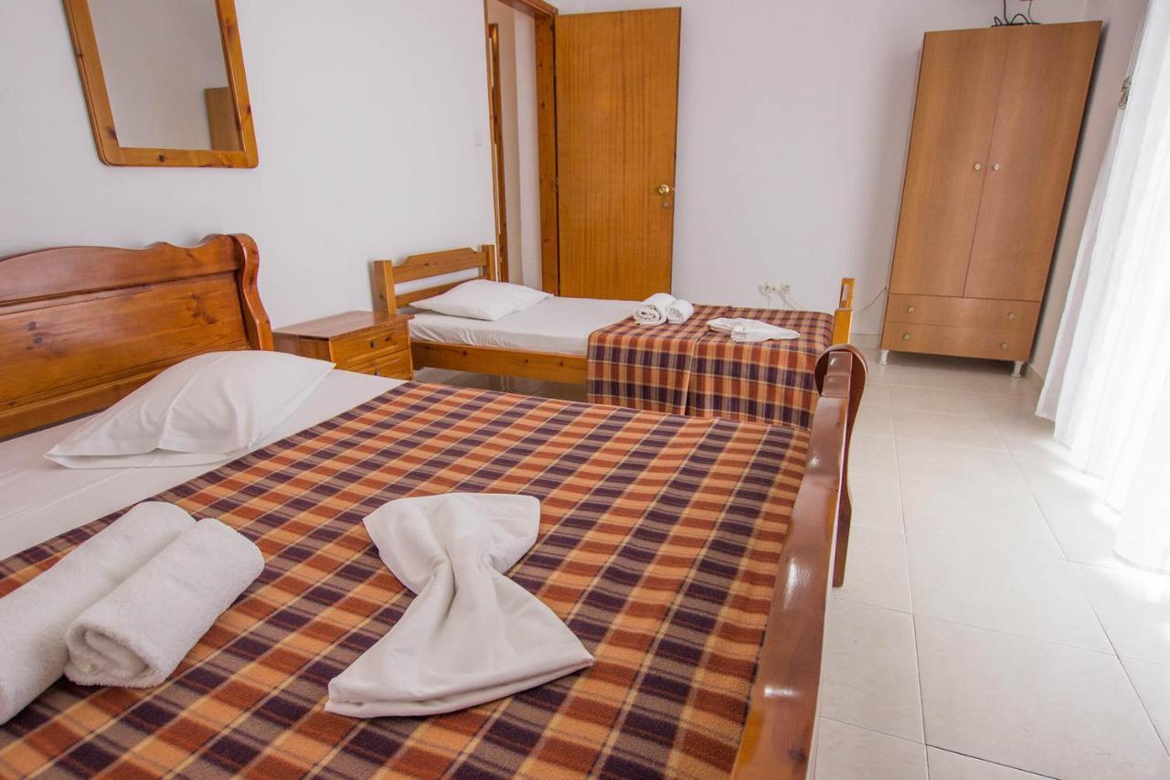 George Laz Rooms Vrasná Exterior foto