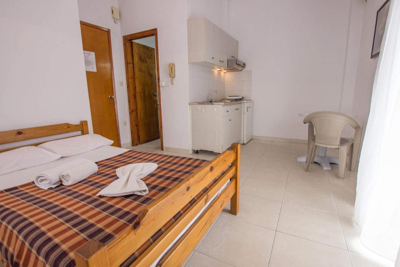 George Laz Rooms Vrasná Exterior foto